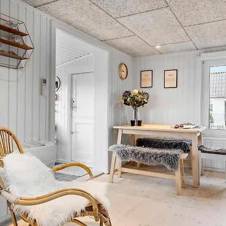 Awesome In With Kitchen Holiday home Otterup