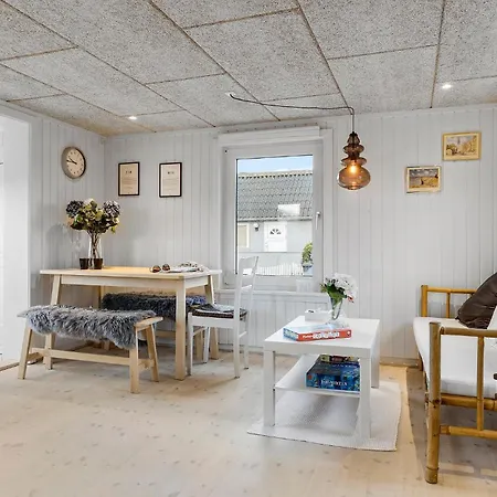 Awesome In With Kitchen