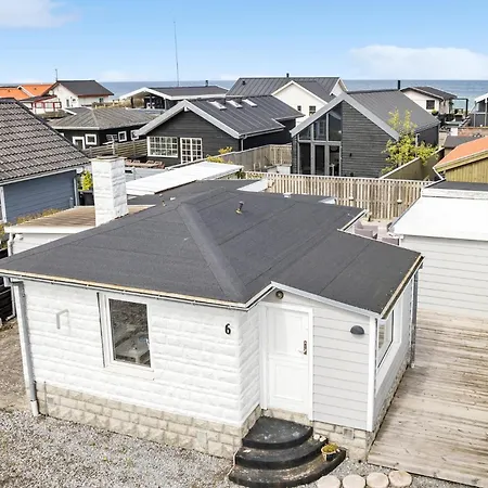 Awesome In With Kitchen Holiday home *